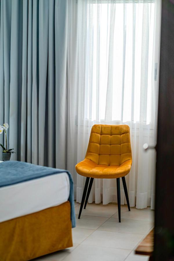 Luxury Town Center Suite, Β1 伊拉克利翁 外观 照片