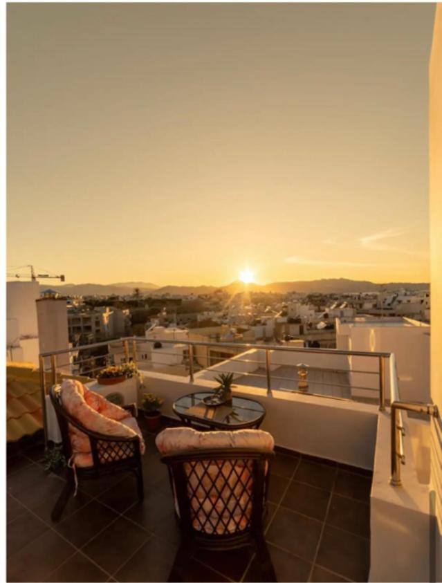 Luxury Town Center Suite, Β1 伊拉克利翁 外观 照片